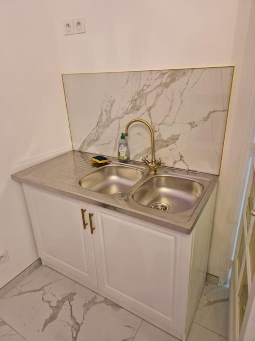 Maison Chic avec jacuzzi. UrbanSpa60 Nogent-sur-Oise Exterior foto