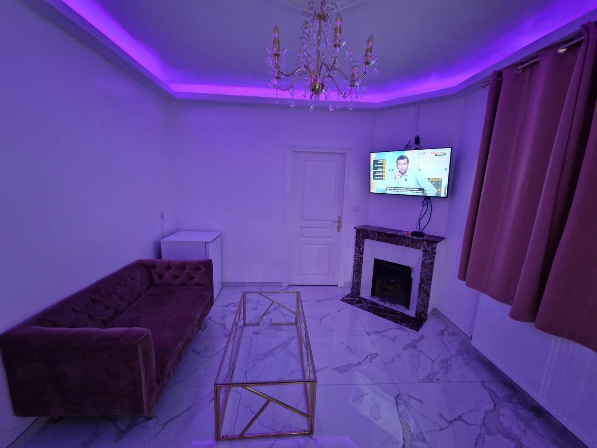 Maison Chic avec jacuzzi. UrbanSpa60 Nogent-sur-Oise Exterior foto